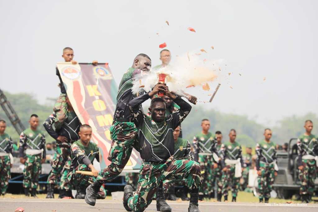 Bagi Yang Suka Pakai Baju Loreng Ini TNI Buka Pendaftaran Komando