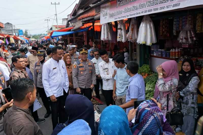 Harga Telur Di Pasar Pasaman Barat Naik Menjadi Rp58 000 Rak Koran