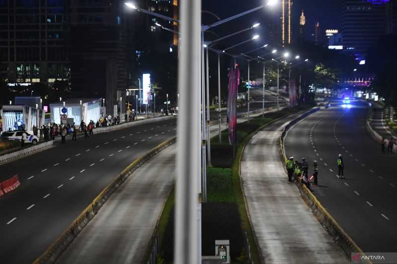 Ktt Asean Polisi Lakukan Pengalihan Arus Lalu Lintas Di Sejumlah Ruas