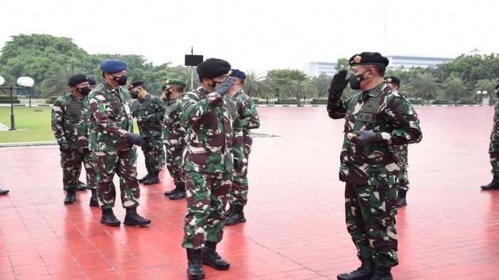 16 Perwira TNI AD Naik Pangkat, 3 Orang Resmi Jadi Letjen