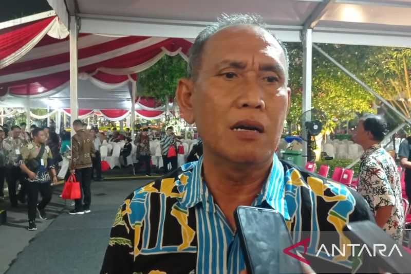 20 ribu pelajar SD-SMP keluarga miskin diproyeksi dapat seragam gratis