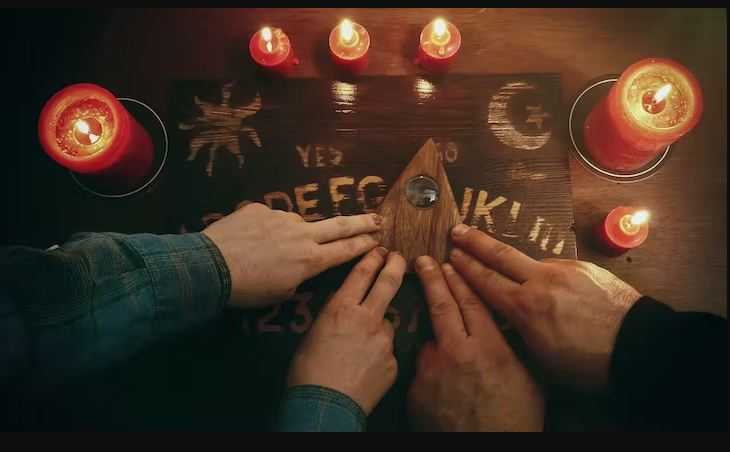 3 Penyebab Kejadian Misterius di Atas Papan Ouija Menurut Sains
