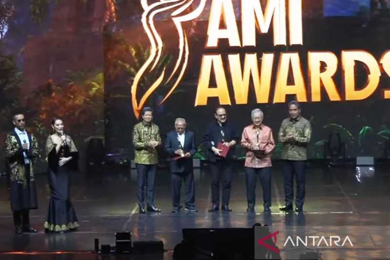 3 Sosok Ini Dianugerahi 'Lifetime Achievement' AMI Awards