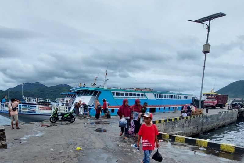 Aktivitas Kapal Antarpulau di Maluku Utara Dihentikan Kembali