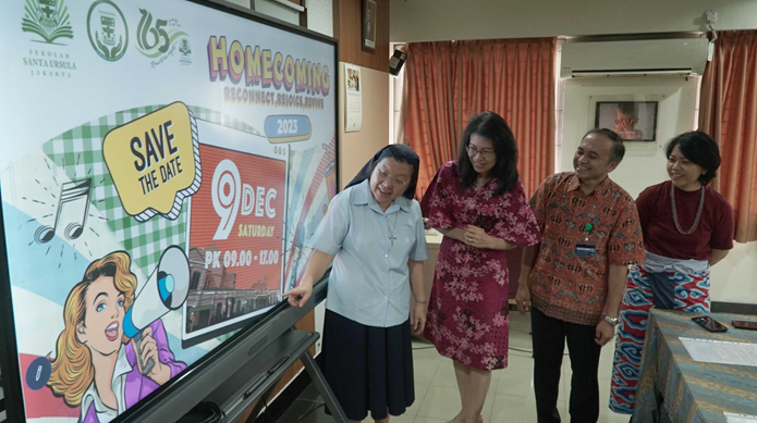 Alumni  Hidupkan Semangat 'Serviam' Pada Peringatan 165 Tahun Sekolah  Santa Ursula Jakarta