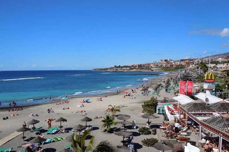 Aneh, Ada Apa Ini Sampai Warga Kepulauan Canary Bergerak Melawan Ledakan Kunjungan Wisatawan