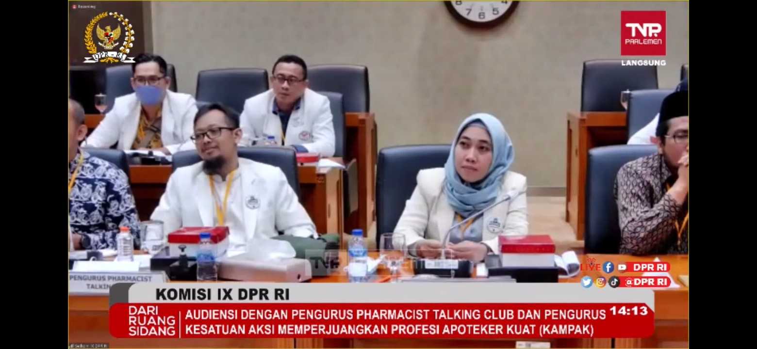 Apoteker Kebingungan Melayani Kebutuhan Obat Sirop