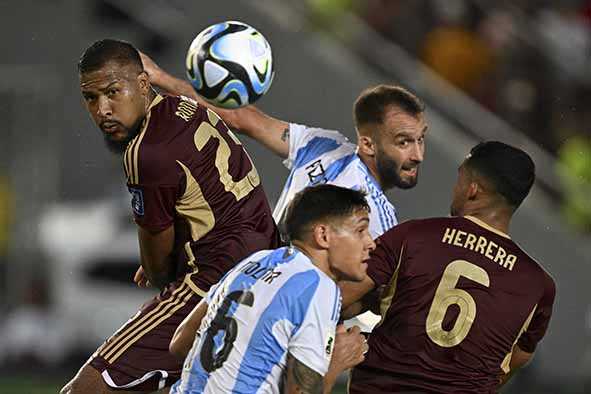 Argentina Tertahan, Bolivia Kejutkan Kolombia