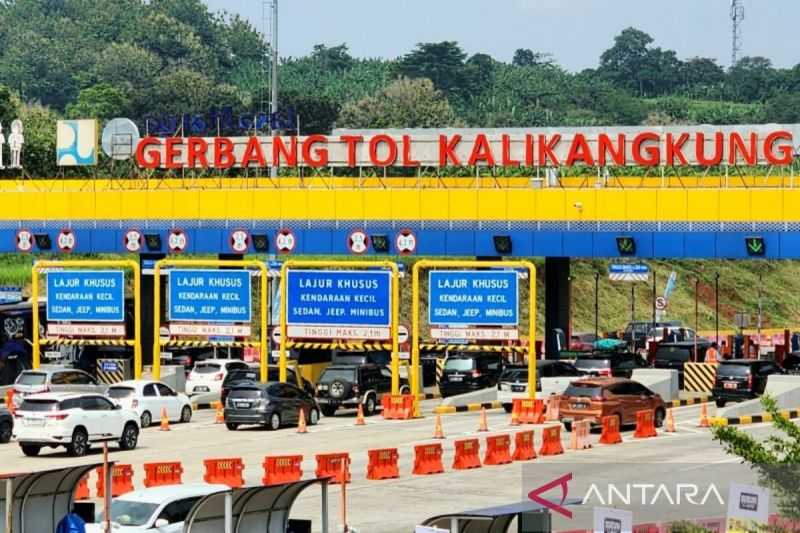 Arus Lalu Lintas di Gerbang Tol Kalikangkung Semarang Kembali Normal, Menjadi Dua Arah