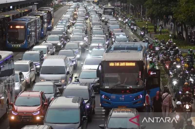 Atasi Polusi Udara Jakarta, Legislator Dukung Pembatasan Kendaraan