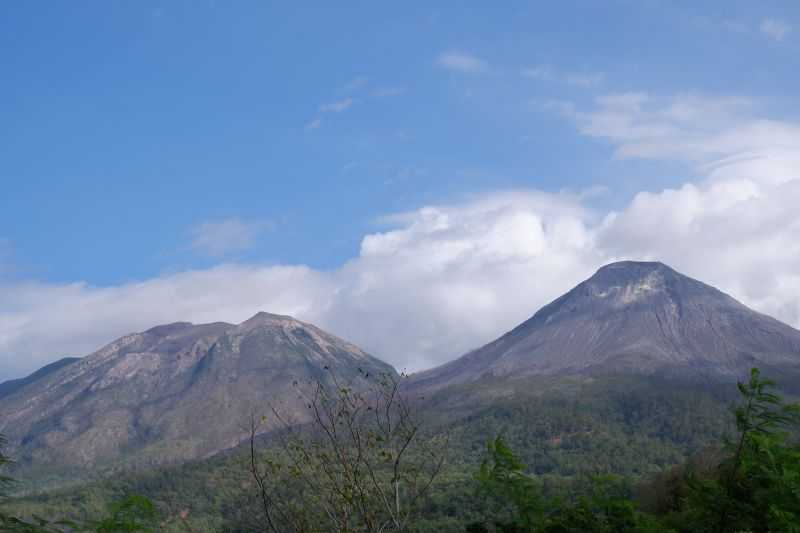 Badan Geologi: Enam desa di Flores Timur waspada erupsi Lewotobi