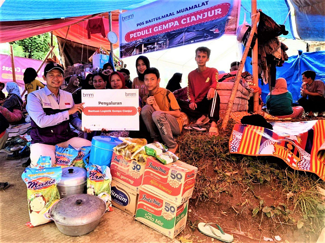 Bank Muamalat dan BMM Salurkan Bantuan untuk Korban Gempa Cianjur