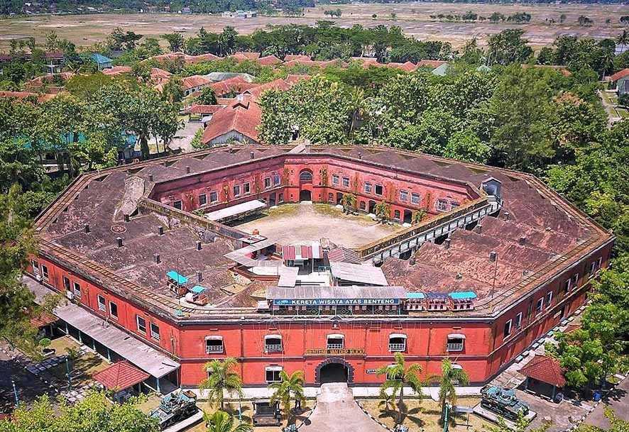 Benteng van Der Wijck Saksi Bisu Perang Jawa