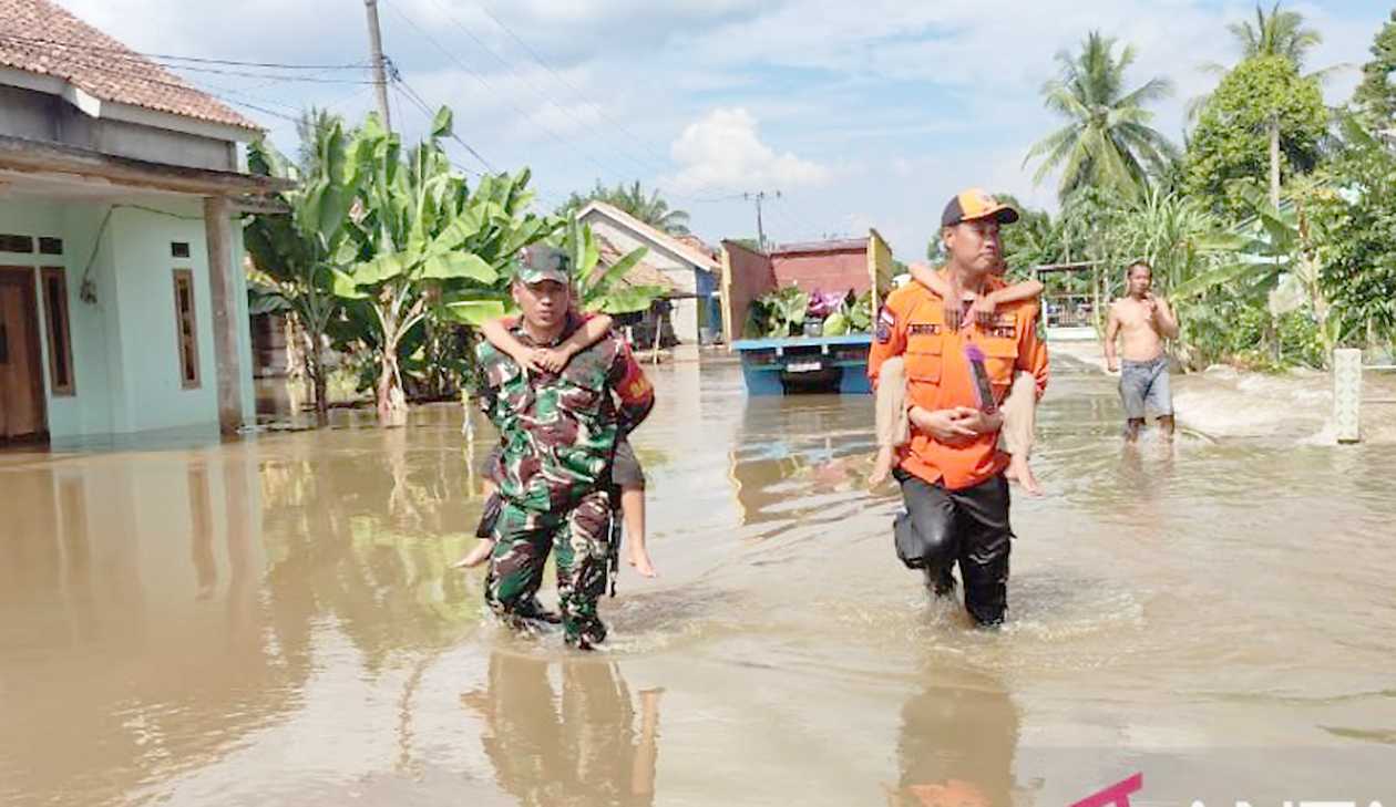 BPBD Dirikan Dapur Umum untuk Korban Terdampak Banjir di Muba