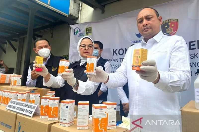 BPOM Cabut Izin Sertifikat Cara Pembuatan Obat yang Baik Tiga Perusahaan Farmasi Terkait Cemaran EG/DEG