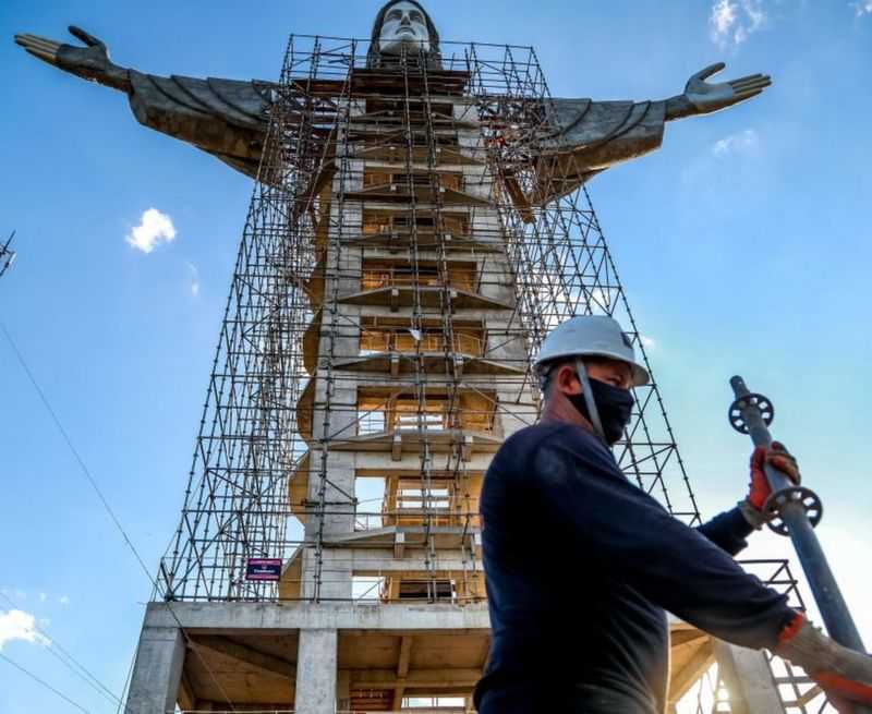 Brazil Bangun Patung Kristus Baru 43 Meter