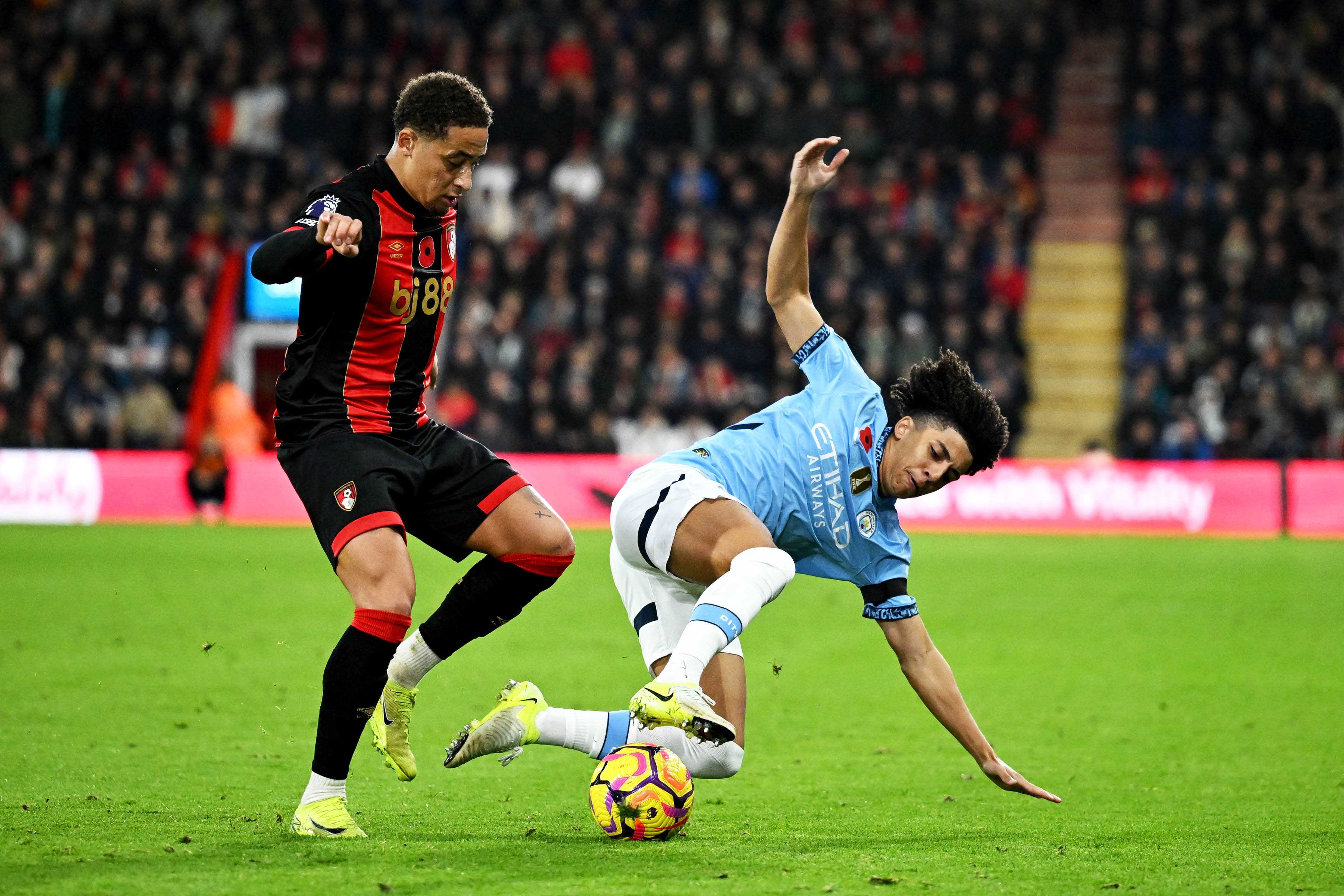 City dan Arsenal Tumbang