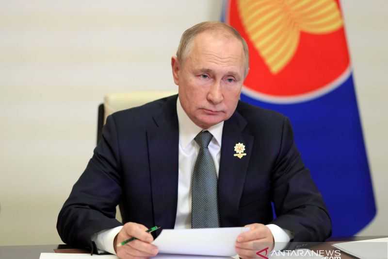 Covid-19 Melonjak di Rusia, Presiden Putin Divaksin Kembali untuk Kekebalan terhadap Virus Korona
