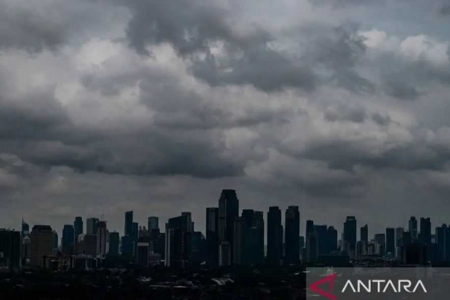Cuaca Berawan Selimuti Sebagian Besar Wilayah Indonesia Hari Ini