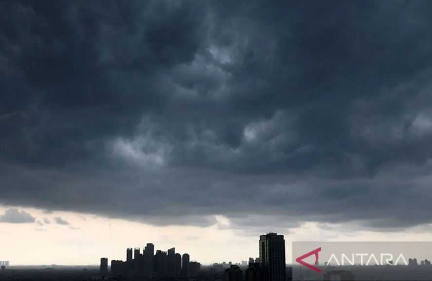 Cuaca Hari Ini, Sejumlah Provinsi Hujan Disertai Angin Kencang