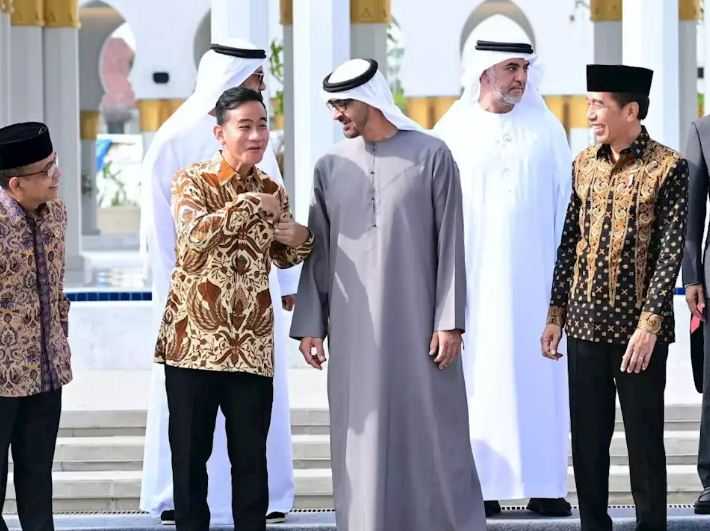 Dapat Dana Hibah, Gibran Terbang ke Uni Emirat Arab