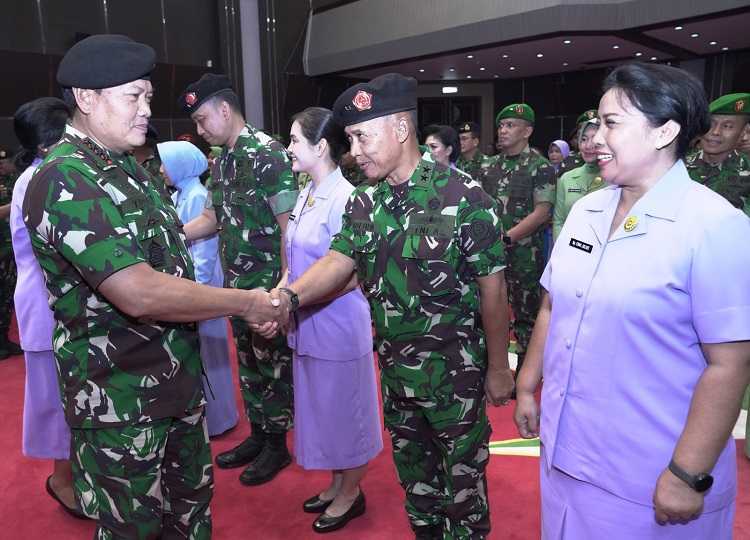 Delapan Puluh Pati TNI Resmi Menyandang Pangkat Baru