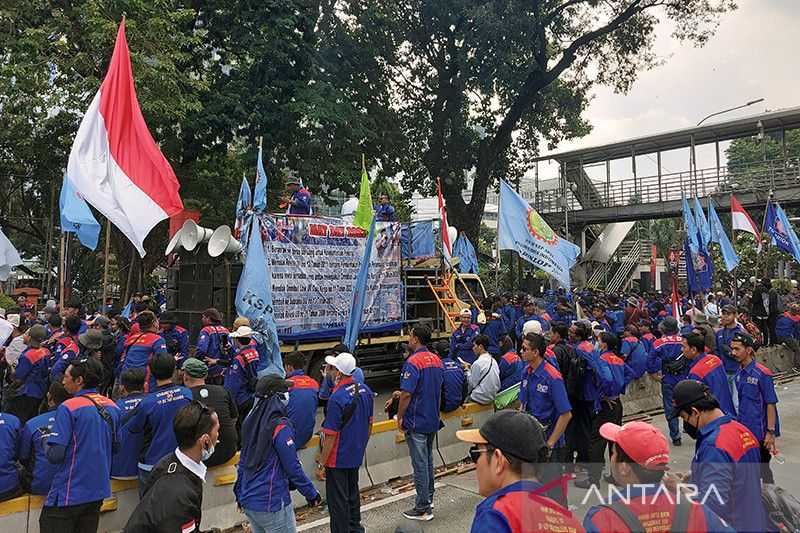 Demo Buruh, 5.750 Personel Polisi Diturunkan Kawal Aksi di Dua Titik di Jakarta