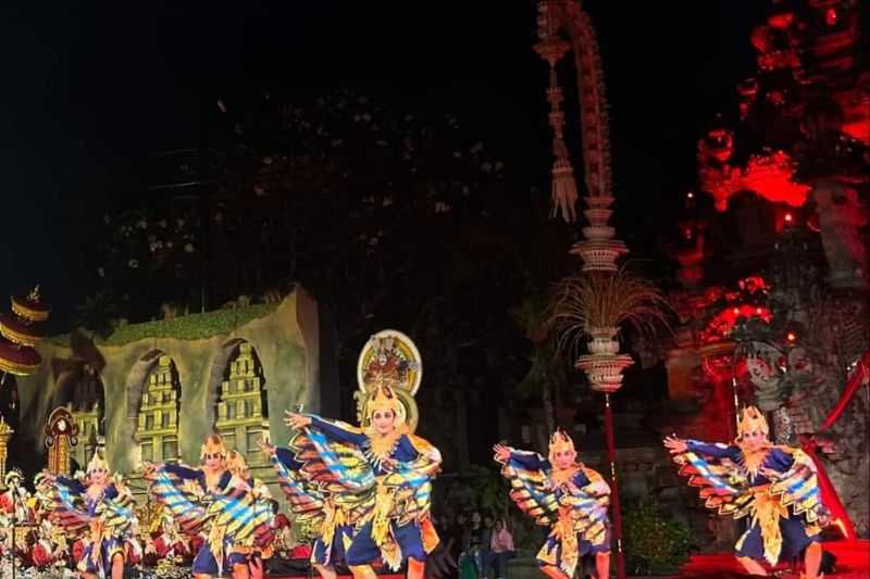 Denpasar Godok Parade Gong Kebyar Wanita dan Anak-Anak 2024