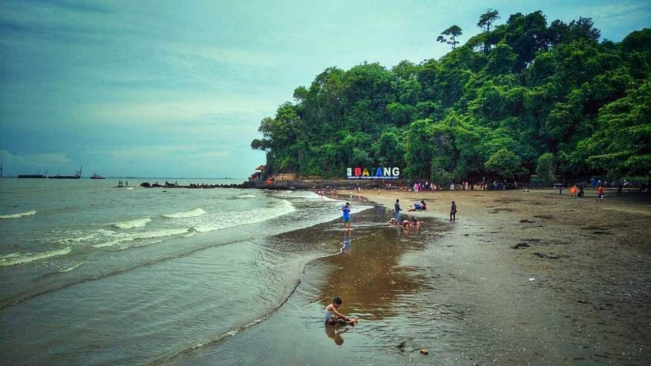 Deretan Pantai untuk Melepas Penat