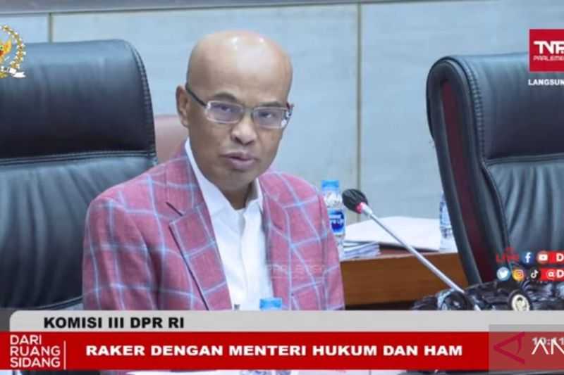 DPR Tunda Raker RUU Perjanjian Ekstradisi Buronan RI-Singapura