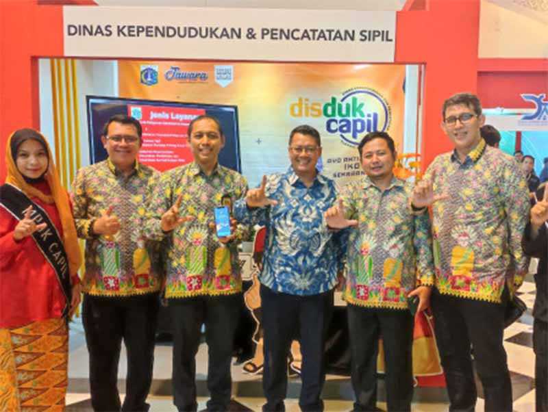 Dukcapil Buka Meja di Jakarta Fair