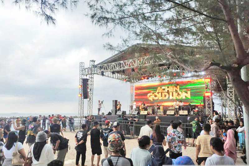 Festival Reggae Daya Tarik Wisata