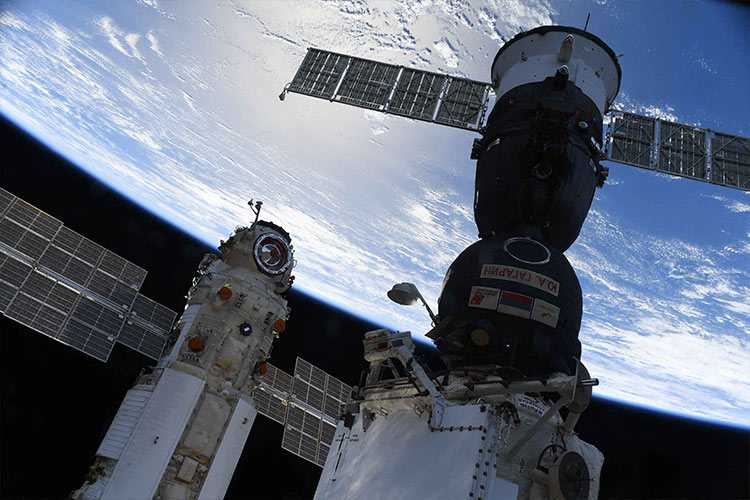 Gempar! Misi Paling Panjang Dunia Antariksa, Tim Astronot Berangkat dari Stasiun Luar Angkasa Internasional dalam Penerbangan Kembali ke Bumi