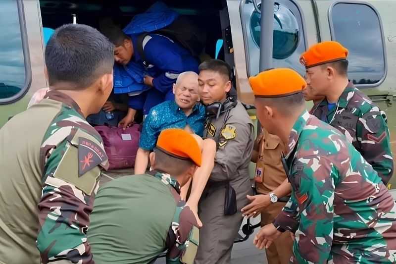 Gerak Cepat, Helikopter TNI AU Evakuasi 36 Korban Banjir di Sulawesi Selatan
