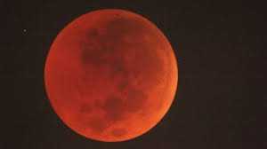 Gerhana Bulan Total Pukul 18.13 WIB