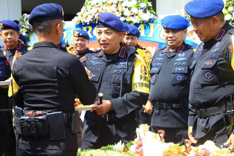 Kapolri Minta Brimob Jaga Kehormatan Polri