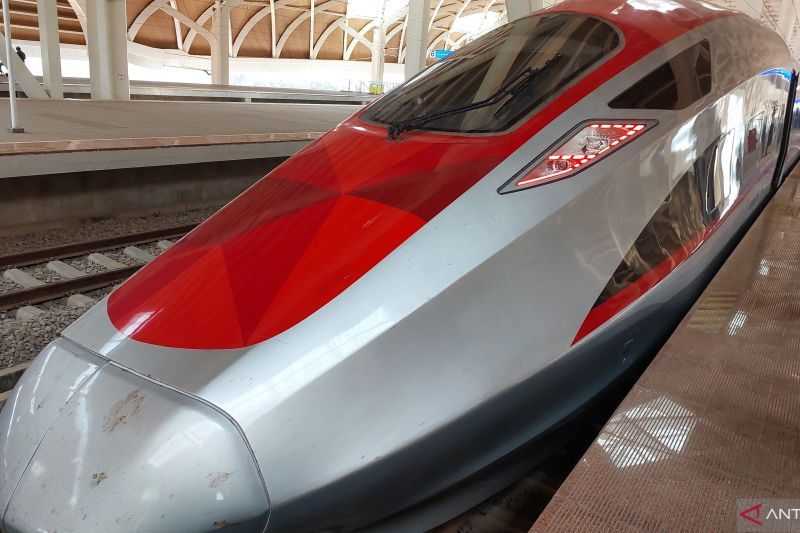 Keren, Kereta Cepat Jakarta-Bandung yang Pertama Gunakan CTCS 3 di Luar Tiongkok