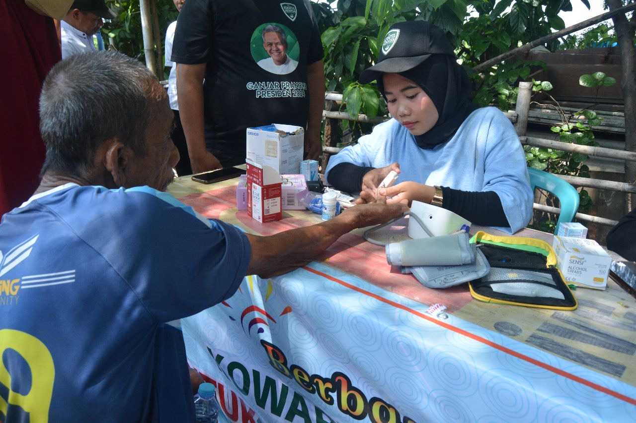 Kowarteg Indonesia Dukung Ganjar Gelar Pemeriksaan Kesehatan Gratis di Cengkareng