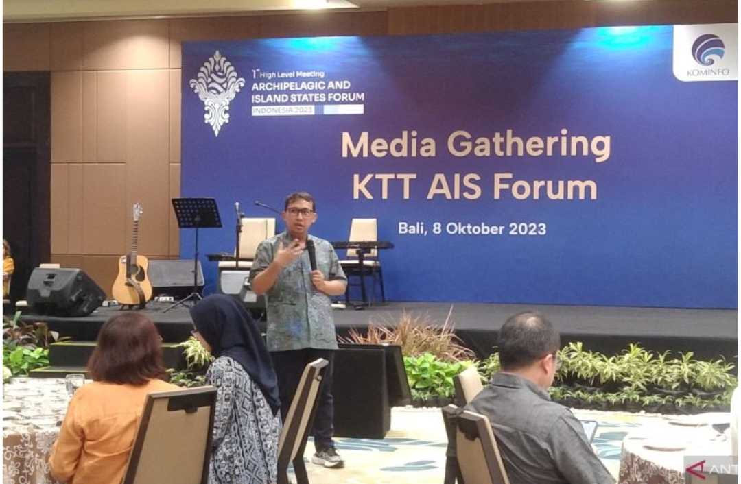 KTT AIS Forum Momentum Gerakkan Ekonomi Biru 