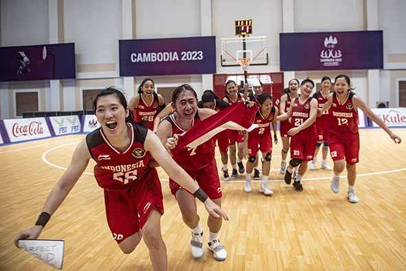 Luar Biasa, Tim Basket Putri!