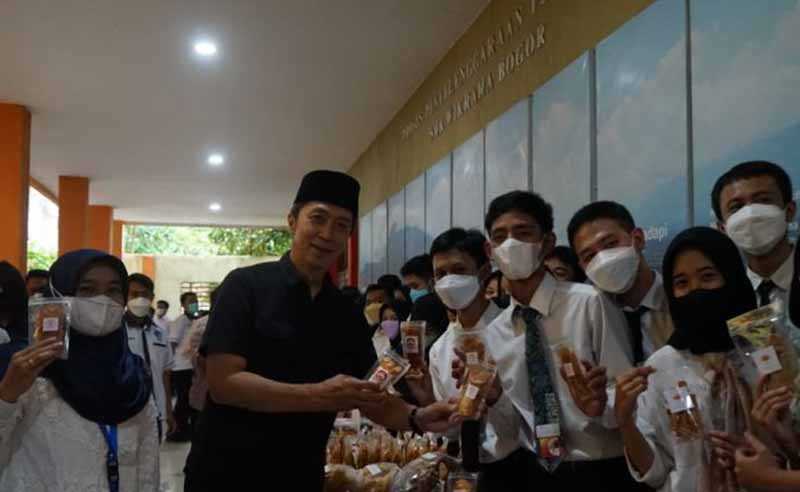 Lulusan SMK Wikrama Siap Berwirausaha