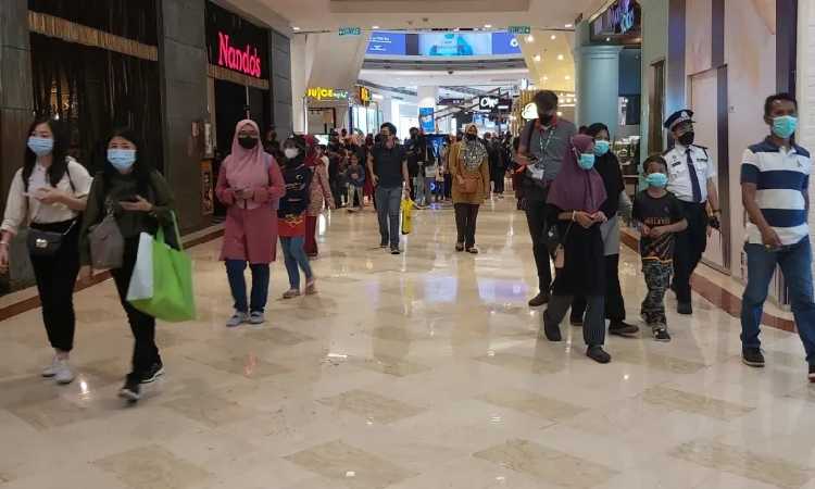 Malaysia Dilanda Gelombang Baru Covid-19, Warga Diimbau Pakai Masker Lagi