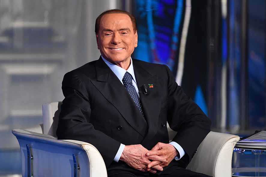 Mantan PM Italia,  Silvio Berlusconi, Wafat
