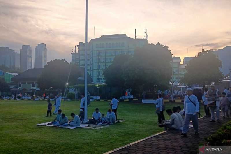 Masjid Al Azhar Tampung Ribu Umat Pada Shalat Idul Fitri H