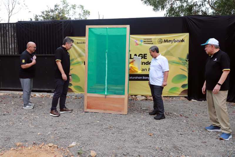 Maybank Indonesia Bersama Benih Baik Jalin Kerjasama Dalam Kegiatan CSR Eco Village 2