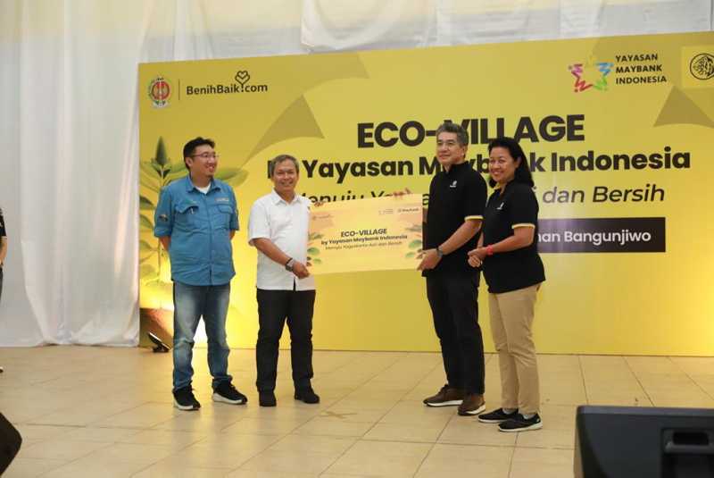 Maybank Indonesia Bersama Benih Baik Jalin Kerjasama Dalam Kegiatan CSR Eco Village 3