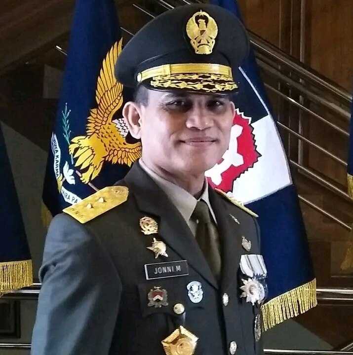 Mayjen TNI Jonni Mahroza Resmi Dilantik Sebagai Rektor Unhan RI