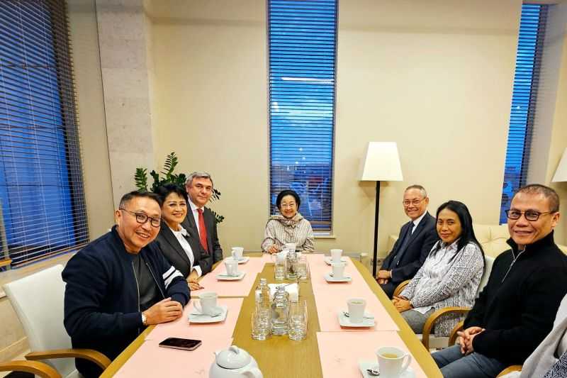 Megawati Tiba di St.Petersburg Rusia