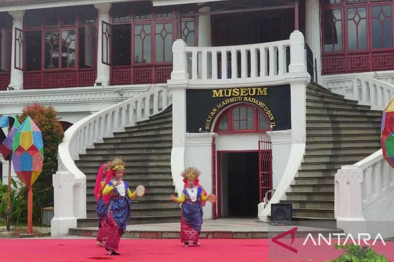 Melestarikan Warisan Budaya di Kota Tertua Indonesia