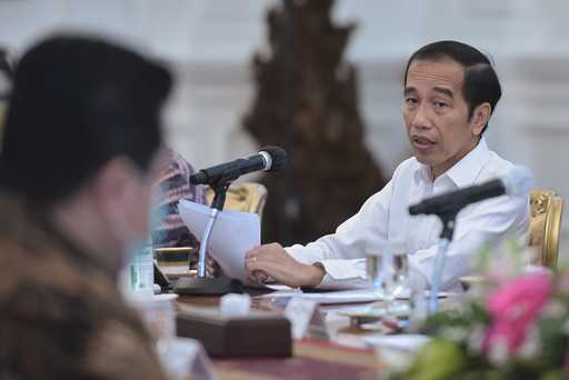 Mengejutkan! Presiden Jokowi Tiba-tiba Minta WNI Tidak Berobat ke Luar Negeri, Ada Apa?
